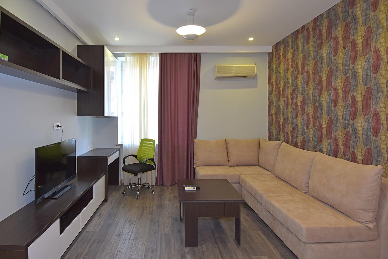 Pushkin 49 Yerevan Exterior foto